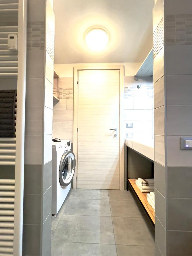 Smart Design Station Apartment *